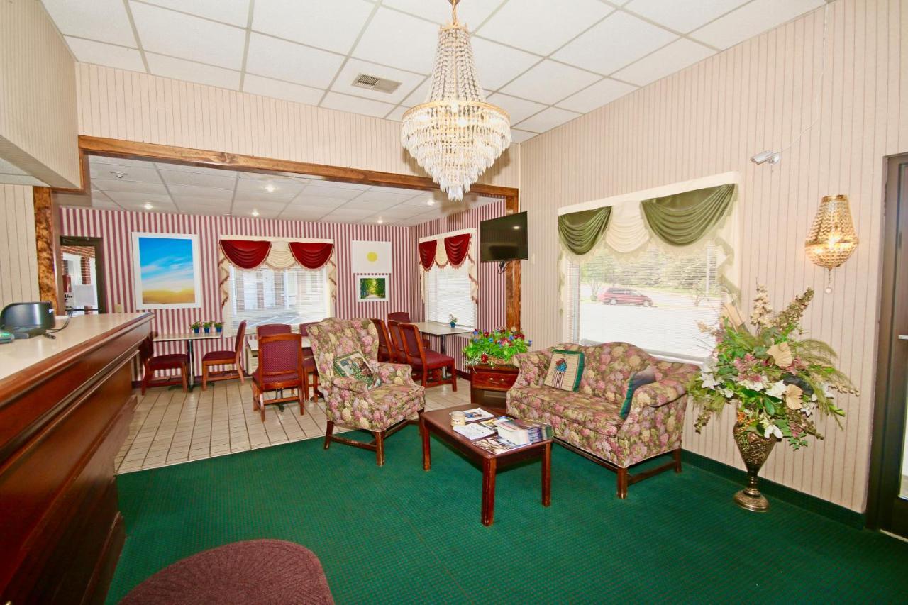Hamilton Inn Jonesville I-77 Exterior photo