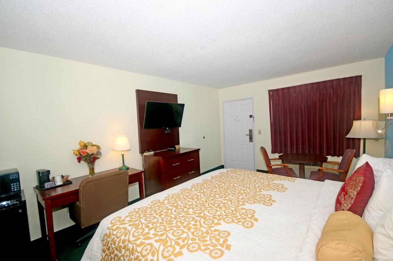 Hamilton Inn Jonesville I-77 Exterior photo