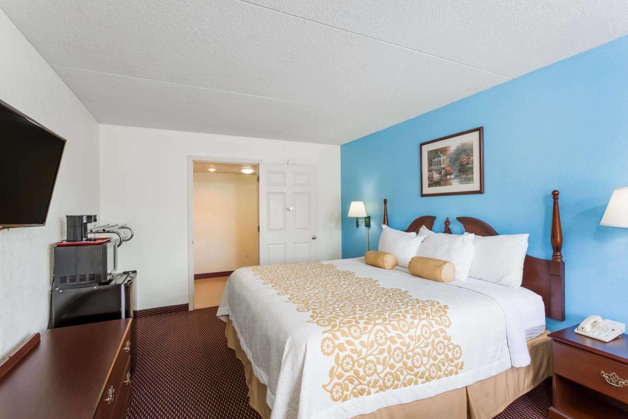 Hamilton Inn Jonesville I-77 Exterior photo